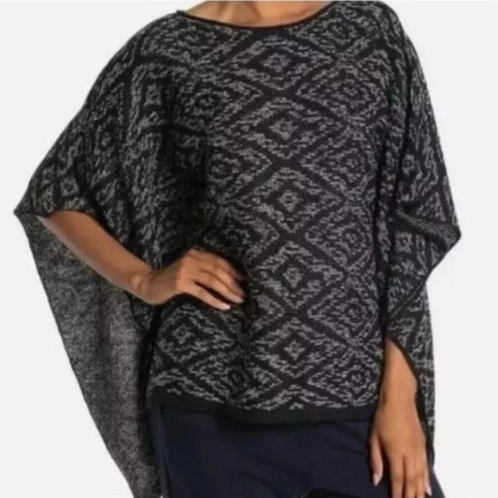 Eileen Fisher Black&White Organic Linen Knit Poncho Sz.OS